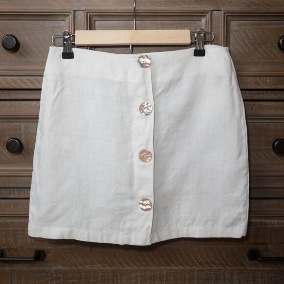 White Linen Mini Skirt with Real Mother of Pearl Buttons - Picture 7 of 13
